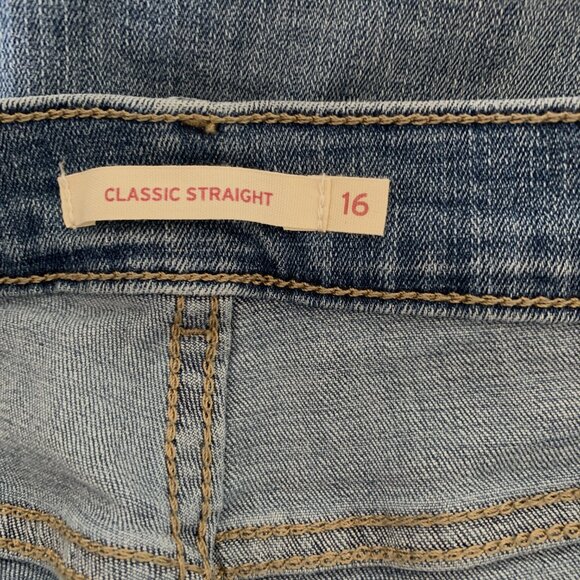 Levi’s Classic Straight Leg Jeans Slightly Distressed Mid Rise Blue Worn Once 16 - Picture 5 of 10